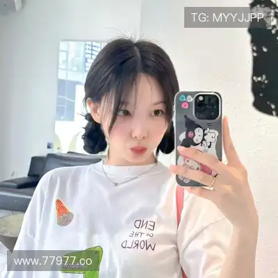 仲灵楚